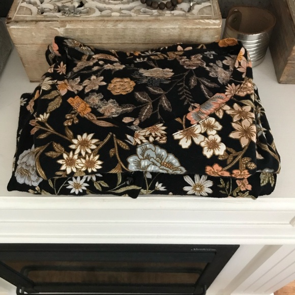 NWT SWEATER SET - Picture 9 of 9